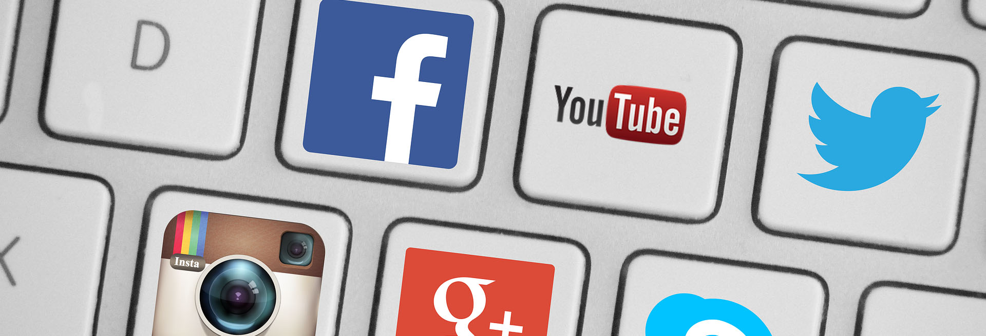 Skärm med ikoner på sociala medier